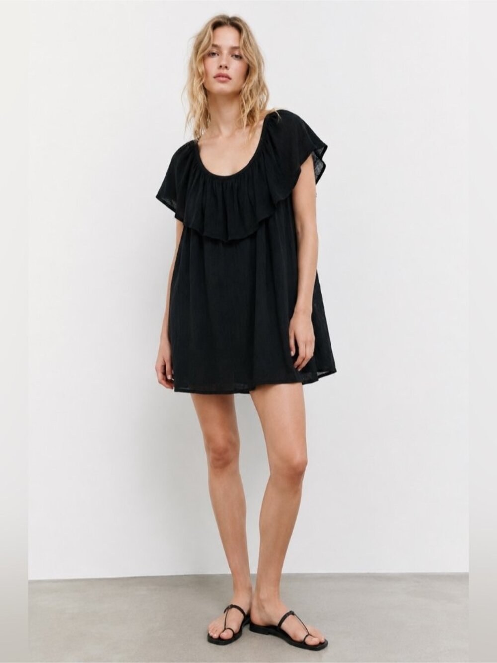 Forever 21 Black Off-the-Shoulder Ruffle Mini Dress – Size L